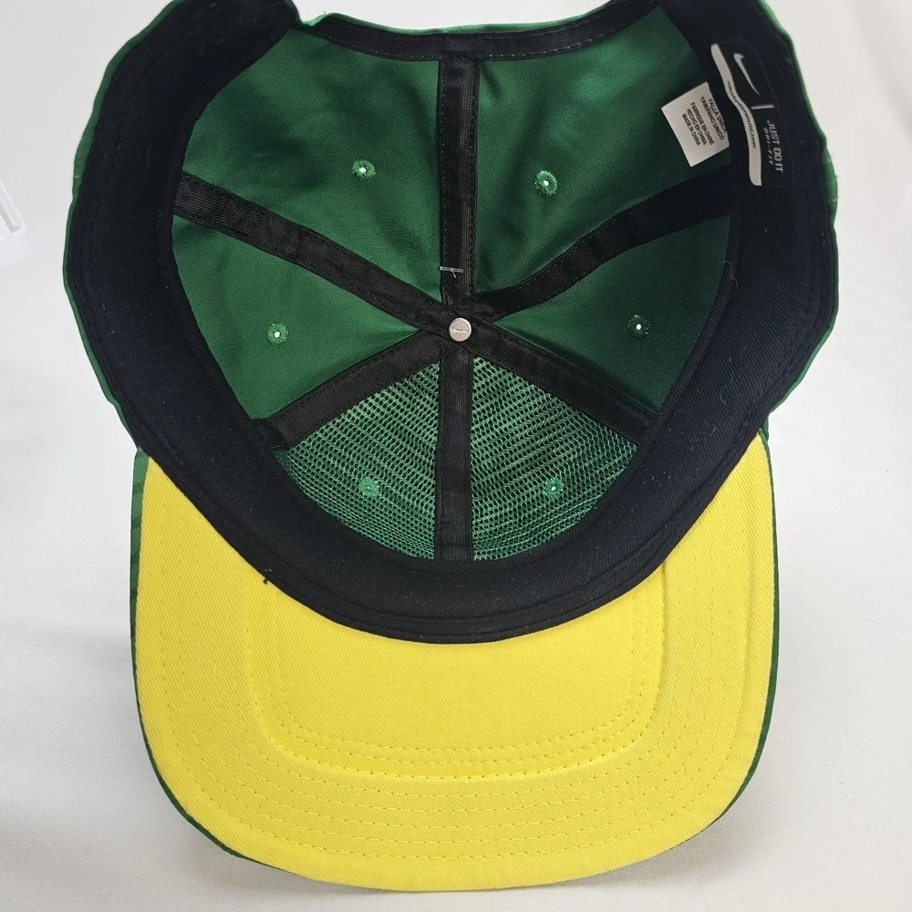 Nike *RARE*‎ Oregon Fighting Ducks Textured Bill Snapback Hat FA16 Green Yellow